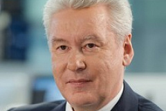 Собянин перенес срок введения новых правил размещения вывесок за пределами ТТК на год