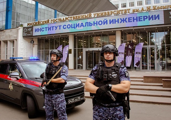 Тактическую тренировку провели московские росгвардейцы на базе ВУЗа